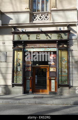 Entrance to bar restaurant popular with tourists on Las Ramblas, Barcelona, Catalonia, Spain Stock Photo