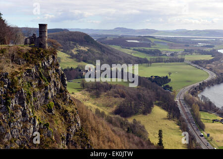 Kinnoull Tower from Kinnoull Hill overlooking  the River Tay valley and Curse of Gowrie.  www.scottishphotographer.com sandyyoungphotography.wordpress.com sj.young@virgin.net 07970 268 944 Stock Photo