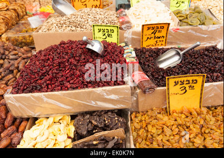 Israel, Tel Aviv-Yafo, selection of dried fruit at shuk ha'carmel market Stock Photo