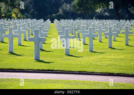 Graves at the American Cemetery, Omaha Beach, Colleville-sur-Mer, Normandy, France, Europe Stock Photo