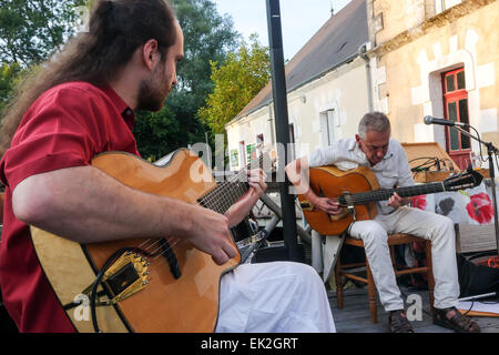 Jean Carillo and Georges Paltrié,  performing live jazz at Le Moulin Fort Camping, near Francueil in the Loire Stock Photo