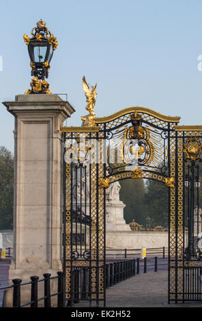 Gilded Wrought Iron Outside Buckingham Palace, London Stock Photo