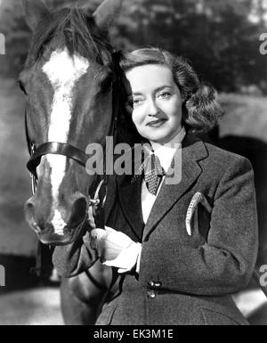 Bette Davis, on-set of the Film 'Another Man's Poison', 1952 Stock Photo