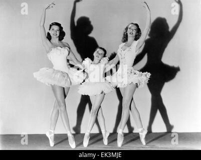 Cyd Charisse, Margaret O'Brien, Karin Booth, on-set of the Film 'The Unfinished Dance', 1947 Stock Photo