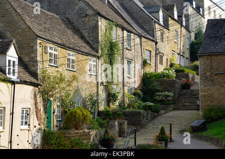 The medieval architecture of the old Cotswold cottages of the Chipping Steps in Tetbury in the Cotswolds, England, UK. Stock Photo