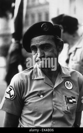 Members Afrikaner Weerstandsbeweging Awb Stand Guard Foto stock