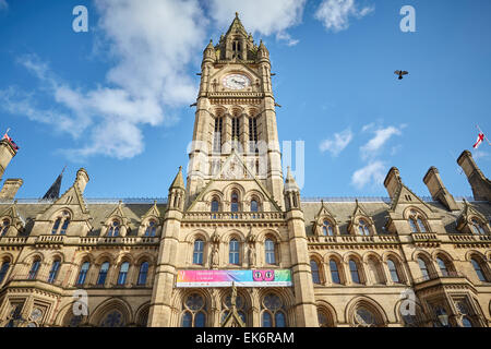 Manchester Town Hall is a Victorian, Neo-gothic municipal building in Manchester, England. It is the ceremonial headquarters Stock Photo