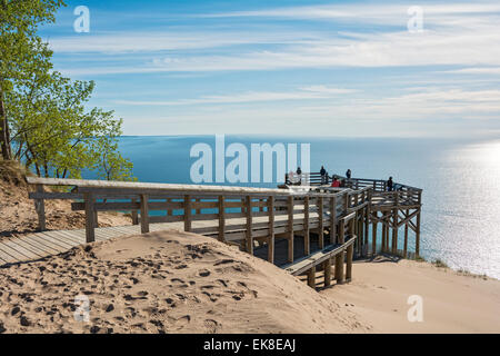 Michigan, Sleeping Bear Dunes National Lakeshore, observation platform overlooks Lake Michigan Stock Photo