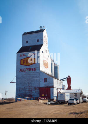 A view of the historic, Saskatchewan Wheat Pool grain elevator in Aberdeen, Saskatchewan, Canada. Stock Photo