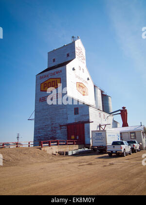 A view of the historic, Saskatchewan Wheat Pool grain elevator in Aberdeen, Saskatchewan, Canada. Stock Photo