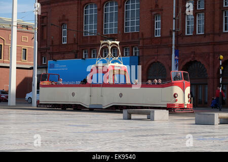 Blackpool, Lancashire:  One of Blackpool's heritage trams running along the promenade Stock Photo