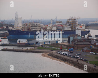 Newcastle Upon Tyne, UK. 8th April, 2015. UK Weather: The 53176ton ''Enquest Producer'' offshore oil and gas processing ship leaving the river Tyne on an overcast cloudy evening. Credit:  james walsh/Alamy Live News Stock Photo