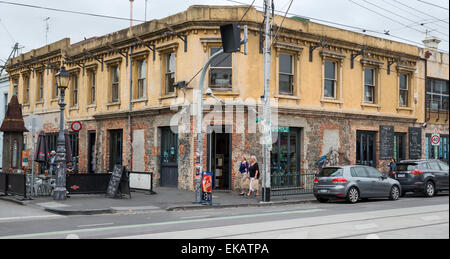 The Evelyn hotel and bar on Brunswick road Fitzroy, Melbourne, Australia Stock Photo