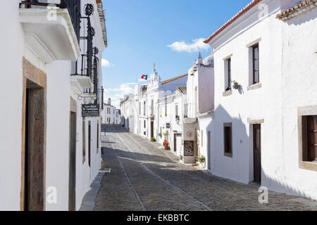 Whitewashed buildings in the medieval town of Monsaraz, Alentejo, Portugal, Europe Stock Photo