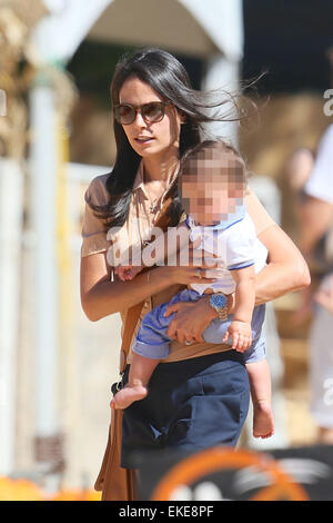 Jordana Brewster takes her son, Julian to Mr. Bones Pumpkin Patch along with her parents Alden and Maria Featuring: Jordana Brewster,Julian Form-Brewster Where: Los Angeles, California, United States When: 05 Oct 2014 Stock Photo