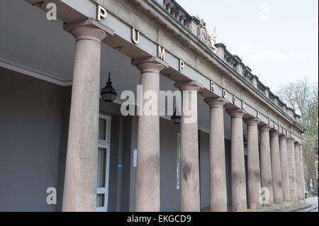 Collonade at the Pump Rooms at Royal Leamington Spa, Warwickshire Stock Photo