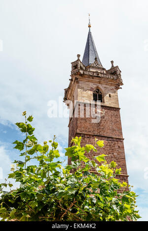 Bellfry (Kappelturm), Place du Beffroi, Obernai, Alsace, France Stock Photo