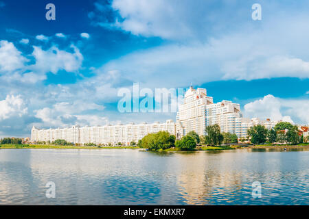 Building In Old Part Minsk, Downtown Nyamiha, Nemiga View With Svisloch River, Belarus Stock Photo