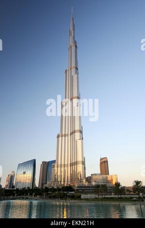 Burj Khalifa Skyscraper in Mid-Town Dubai - World's Tallest Skyscraper
