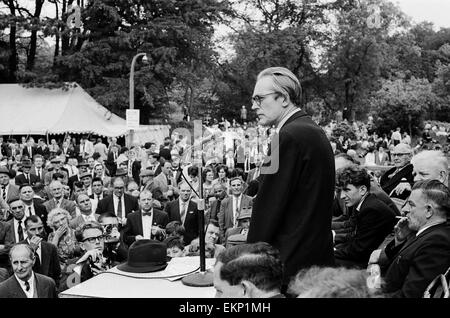 Michael Foot Labour MP for Ebbw Vale, addresses welsh miners, 15th June 1963. Stock Photo