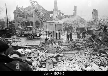 V2 Rocket incident at Chingford Road, Walthamstow. Remains of a surface shelter in which 8 people were killed and many more casualties in surrounding houses. 8th February 1945. Stock Photo