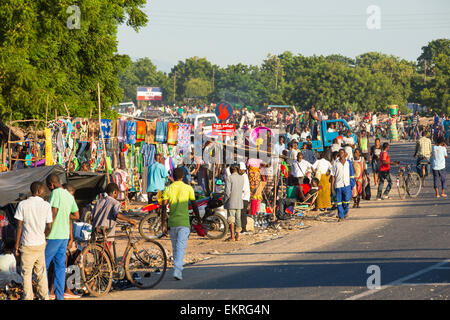 An African market on the roadside in Ckiwawa, Malawi, Africa. Stock Photo