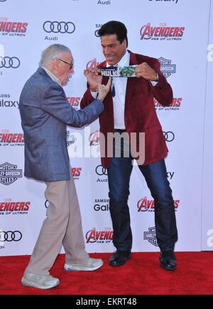 STAN LEE & LOU FERRIGNO LOS ANGELES USA 29 February 2000 Stock Photo ...