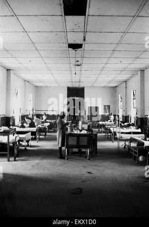 Hospital ward in village of Bo Sierra Leone 1993 Stock Photo