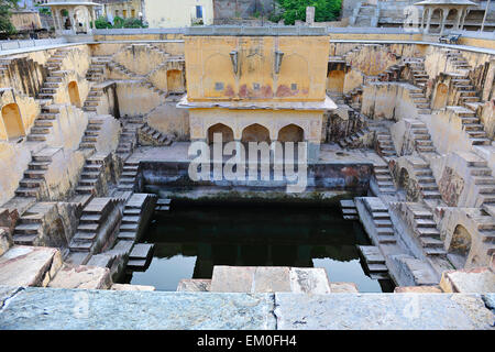 Panna Meena ka Kund, Step Well (or Stepwell), near the Anokhi Museum and Amber Fort, north of Jaipur, Rajasthan Stock Photo