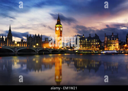 Big Ben and Houses of parliament at dusk, London, UK
