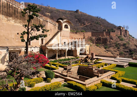 Courtyard garden, Bundi Palace, Rajasthan, India Stock Photo