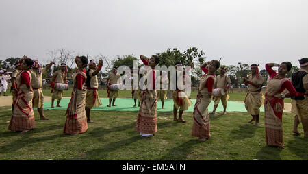 Sivasagar, Assam, India. 16th Apr, 2015. Indian girls in their traditional Bihu clothing perform a 'Bihu Dance' during Rongali Bihu celebrations in Sivasagar district of northeastern Assam state on April 16, 2015. The Rongali Bihu Festival is held in the first month of the Assamese calendar marking the begining of the Assamese New Year, which coincides with the start of spring in the Indian state of Assam. © Luit Chaliha/ZUMA Wire/ZUMAPRESS.com/Alamy Live News Stock Photo