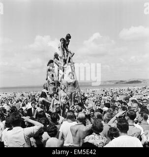 Sunday Pictorial Pictorial Beach Contest. Weston-Super-Mare. 15th July