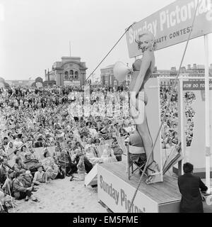 Sunday Pictorial Beach Contest at Great Yarmouth. The three prize