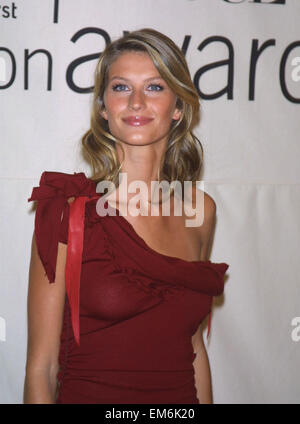 Gisele bundchen 2001 hi-res stock photography and images - Alamy