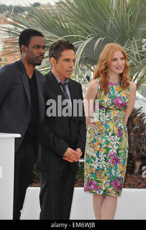 CANNES, FRANCE - MAY 18, 2012: Ben Stiller, Jessica Chastain & Chris Rock at the photocall for their new movie 'Madagascar 3: Europe's Most Wanted' in Cannes. May 18, 2012 Cannes, France Stock Photo