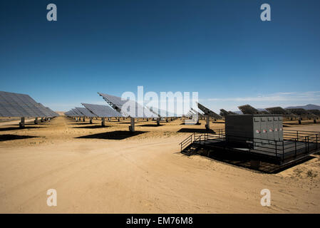 Borrego Springs, California, USA. 11th Apr, 2015. Solar panels at solar energy power plant in Borrego Springs. © Stan Sholik/ZUMA Wire/Alamy Live News Stock Photo