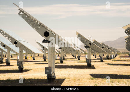 Borrego Springs, CA, USA. 11th Apr, 2015. Solar panels at solar energy power plant in Borrego Springs, CA © Stan Sholik/ZUMA Wire/ZUMAPRESS.com/Alamy Live News Stock Photo