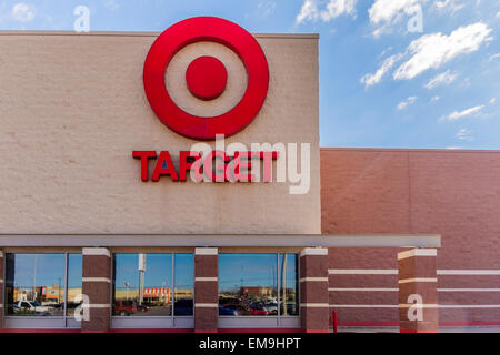 target discount exterior building sign oklahoma usa chain retail signage cars alamy front