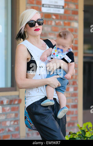 Gwen Stefani spotted at the acupuncture clinic with her youngest son Apollo Rossdale  Featuring: Gwen Stefani,Apollo Rossdale Where: Los Angeles, California, United States When: 13 Oct 2014 Stock Photo