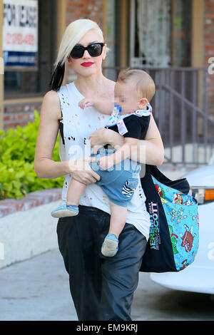 Gwen Stefani spotted at the acupuncture clinic with her youngest son Apollo Rossdale  Featuring: Gwen Stefani,Apollo Rossdale Where: Los Angeles, California, United States When: 13 Oct 2014 Stock Photo