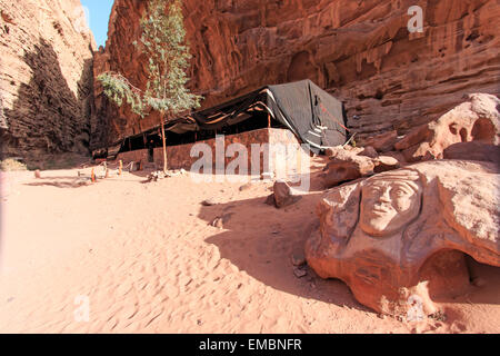 Carving of Lawrence of Arabia in the Wadi Rum desert, Jordan Stock Photo