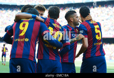 FC Barcelona players celebrates after the goal of Luis Suarez (FC Barcelona), during La Liga soccer match between FC Barcelona and Valencia CF, at the Camp Nou stadium in Barcelona, Spain, saturday april 18, 2015. Foto: S.Lau Stock Photo