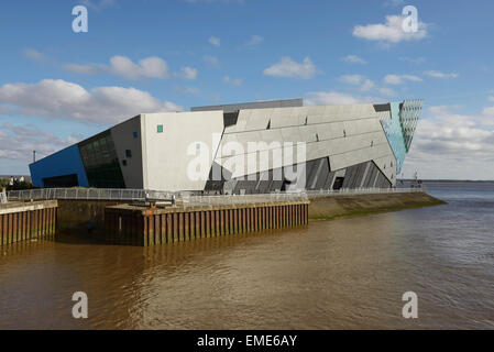 The Deep aquarium in Hull alongside the River Hull and Humber Estuary UK Stock Photo