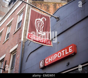 A Chipotle Mexican Grill restaurant in Chelsea in New York on Friday, April 17, 2015. (© Richard B. Levine) Stock Photo