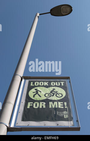 look for me, road sign advising drivers to be watchful for cyclists and pedestrians, in kingston upon thames, surrey, england Stock Photo