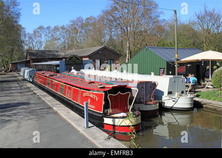 Braidbar Boats, Macclesfield Canal, Higher Poynton, Stockport, Cheshire, England, Great Britain, United Kingdom, UK, Europe Stock Photo
