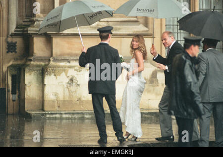 Sean Pertwee wedding. Guests arriving at the church. Stock Photo