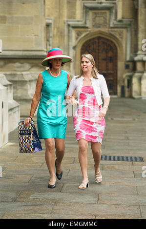 Sean Pertwee wedding. Guests arriving at the church. Stock Photo