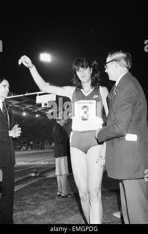 British athlete Kathy Smallwood exhausted after winning the Women's 400 metres race at the Coca Cola Athletics meeting at Crystal Palace. 17th September 1982. Stock Photo